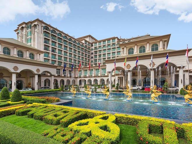 Garden city hotel
