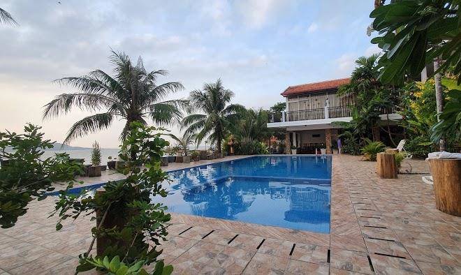 Malis coconut resort