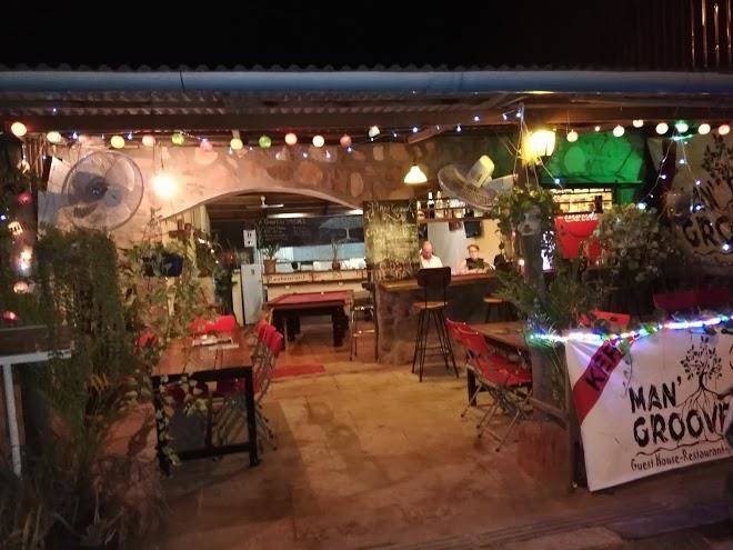 Man groove restaurant & night bar kep