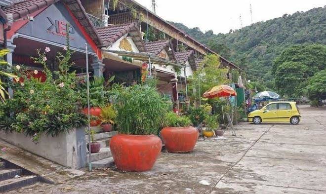 Q bungalows