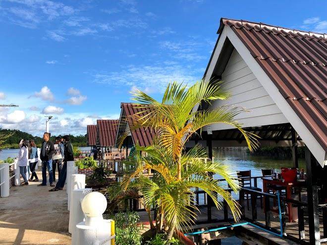 Thmorda river view resort & restaurant