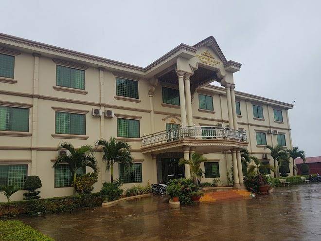 Oeun sakona hotel