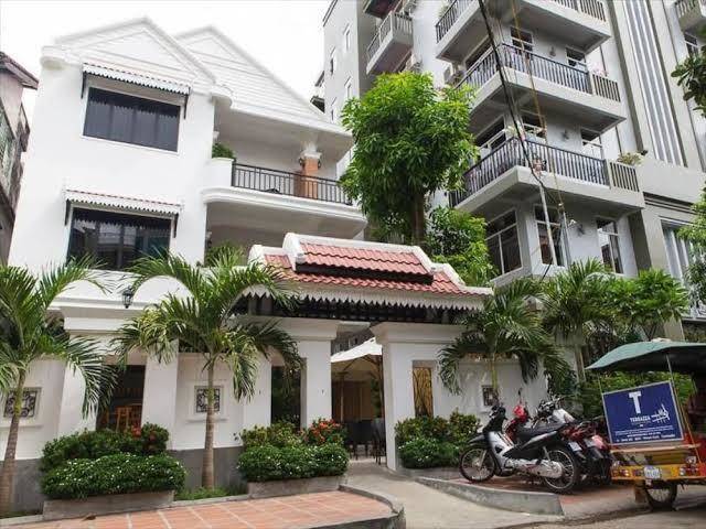 Brigade manager hotel
