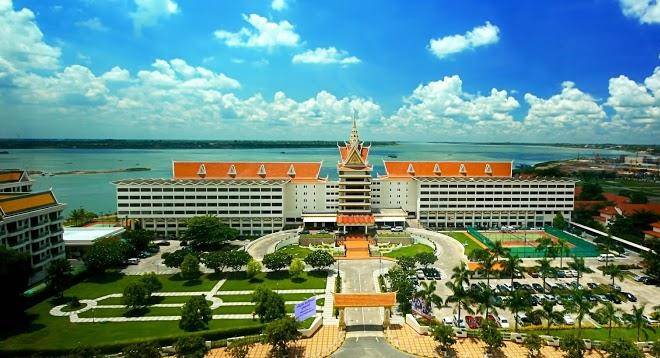 Hotel cambodiana