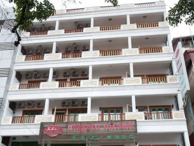 Nana hotel