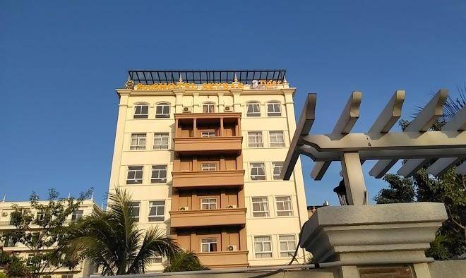8008 hotel