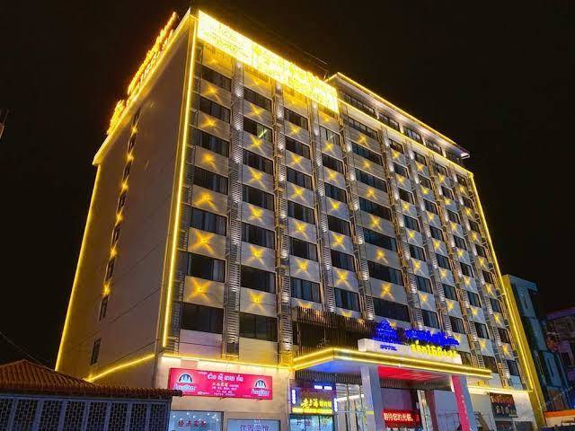 168 paramount 168 hotel