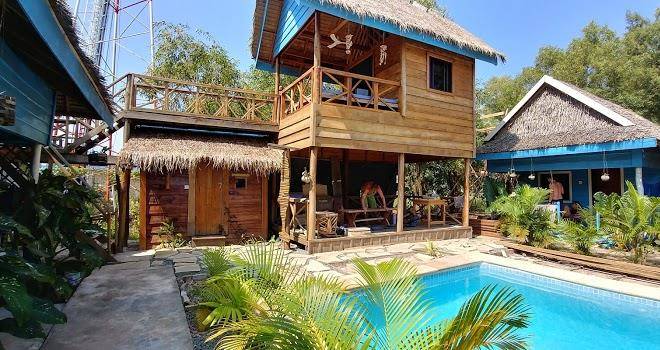 Blue sky bungalows