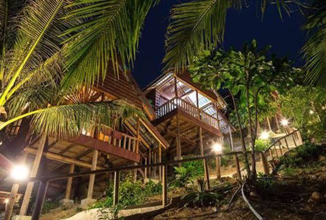 Happy elephant bungalows