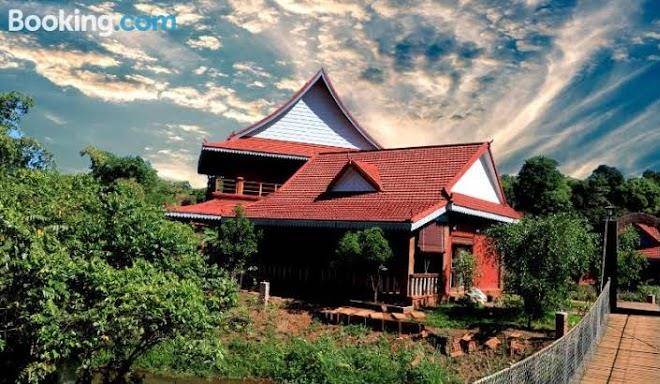 Phum khmer resort