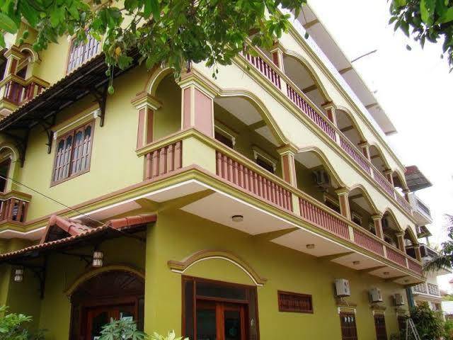 Golden Papaya Guesthouse