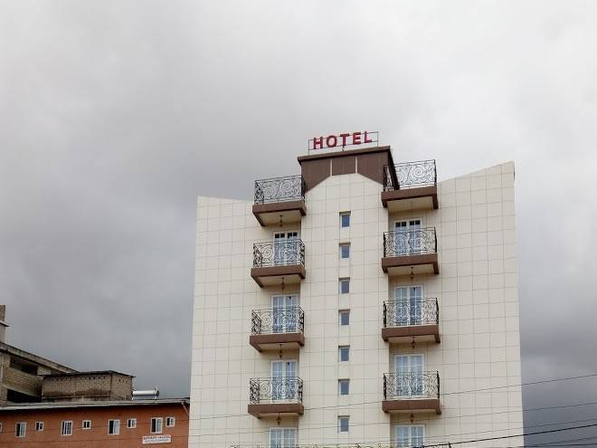 Hotel sinaha