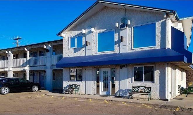 Motel 6 camrose ab