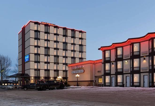 Travelodge by wyndham lloydminster