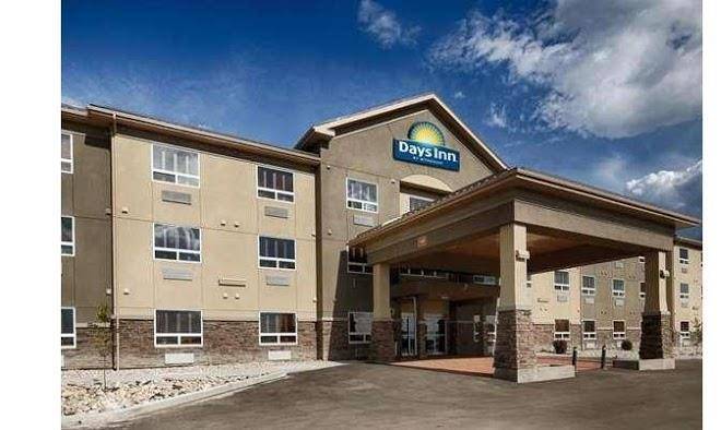Days Inn By Wyndham Redwater Image