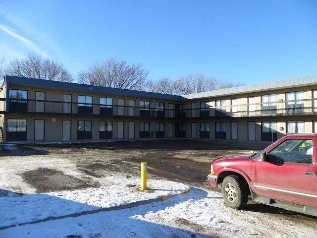 Eastglen motor inn