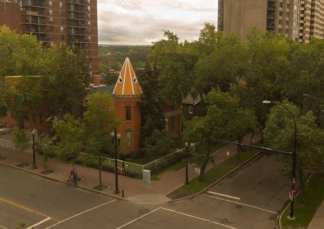 Holiday inn express edmonton downtown