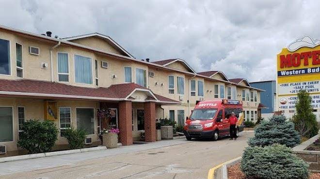 Western budget motel leduc 1