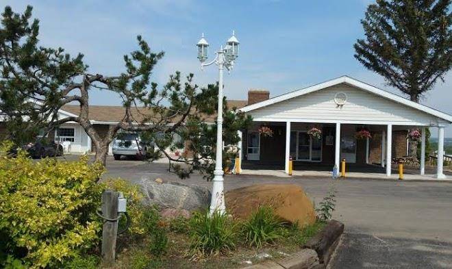 Athabasca lodge motel