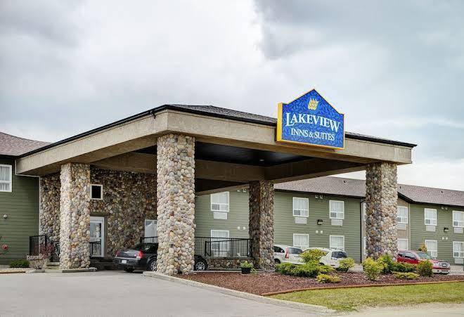 Lakeview Inns & Suites Edson Airport West Image