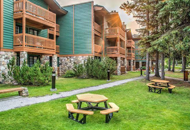 Lake louise inn