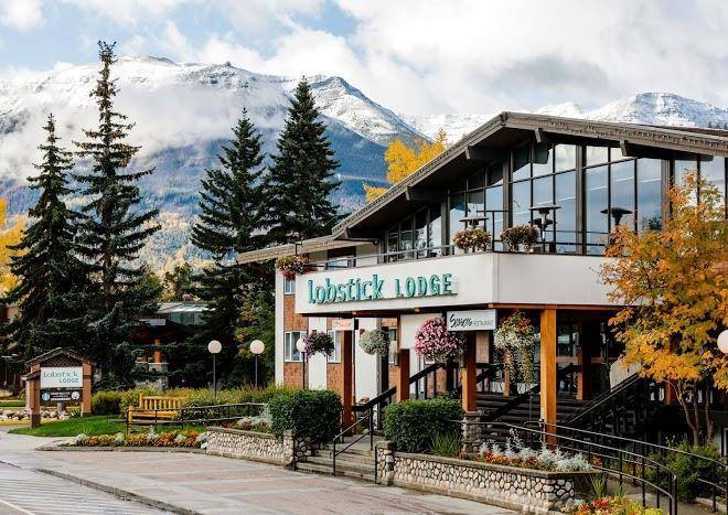 Lobstick lodge