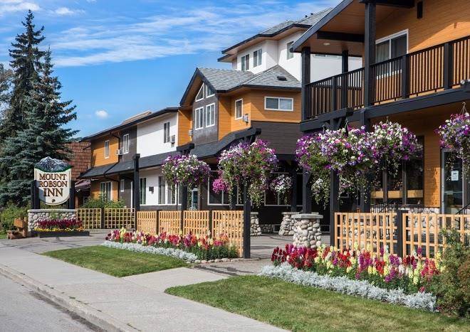 Mount robson inn