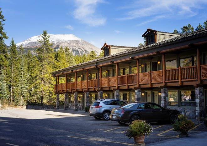 Mountaineer lodge