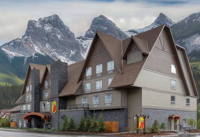 Super 8 by wyndham canmore