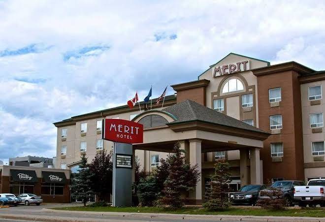 Merit Hotel And Suites Image