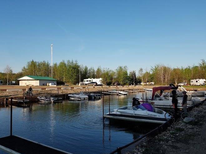 Shaw's Point Resort Image