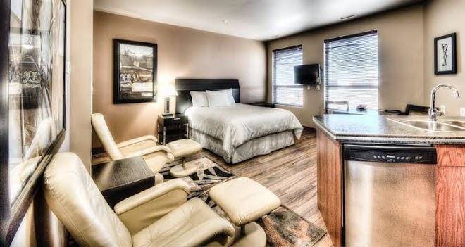 Grand inn & residence