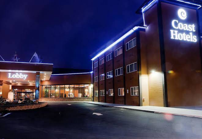 Coast lethbridge hotel & conference centre