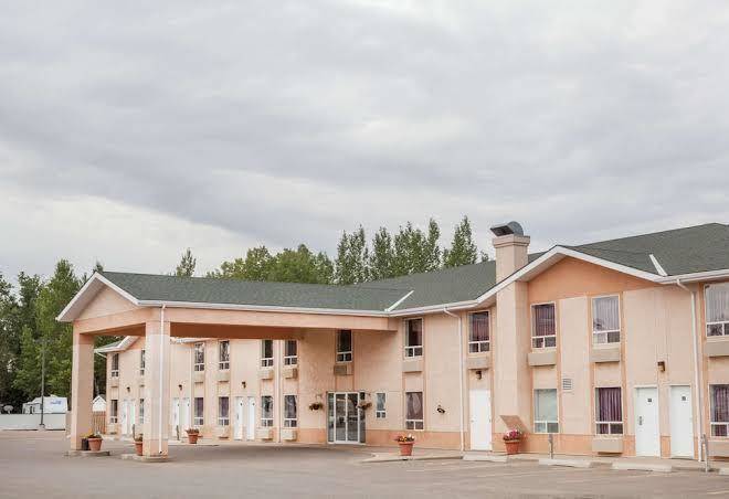 Super 8 by wyndham taber ab
