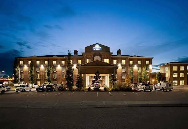 Days inn & suites by wyndham strathmore
