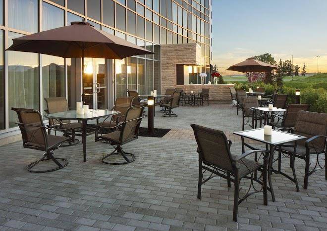 Courtyard By Marriott Calgary Airport Image