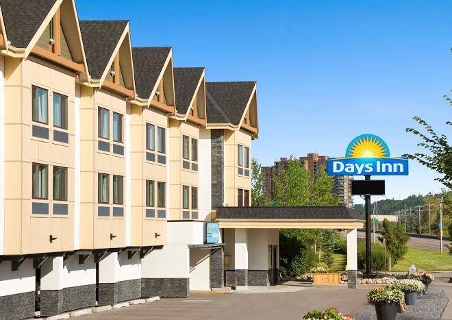 Days Inn By Wyndham Calgary Northwest Image