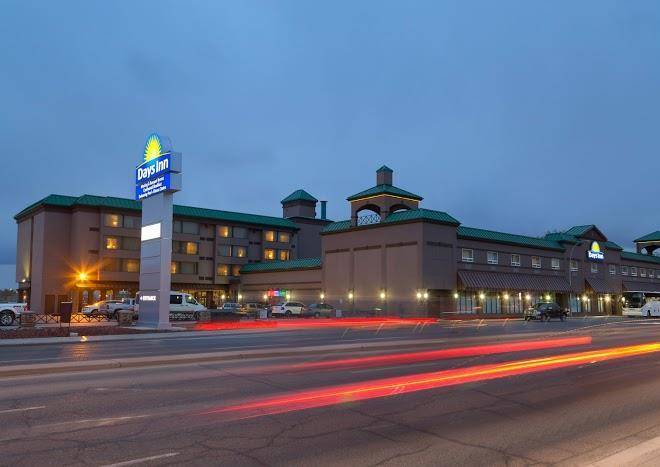 Days inn by wyndham calgary south