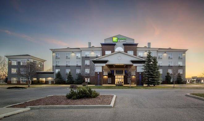 Holiday inn express & suites airdrie calgary north