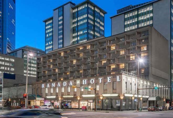 Ramada plaza by wyndham calgary downtown