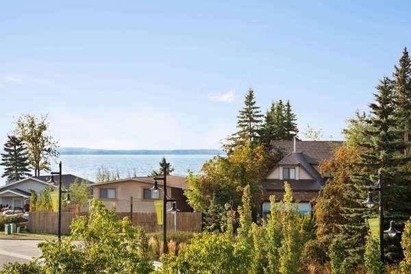 Days inn by wyndham sylvan lake