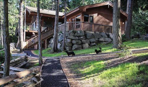 Salmonberry inn