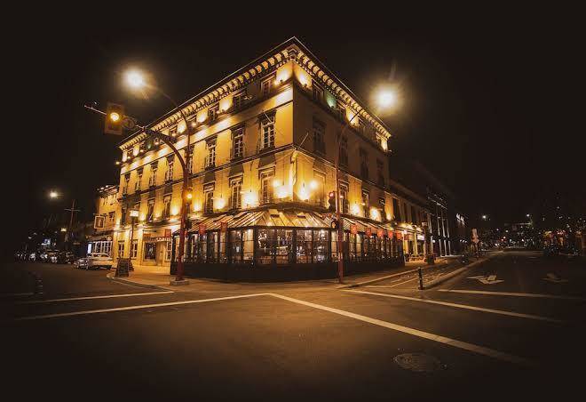 Swans hotel