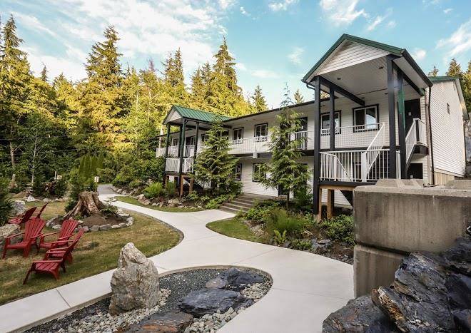 West coast trail lodge