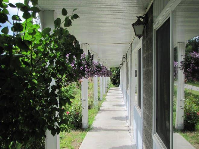 High Country Inn Image