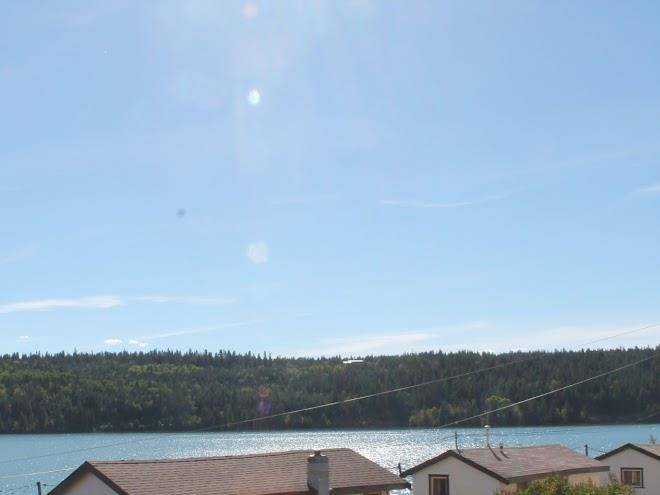 Shoreline resort