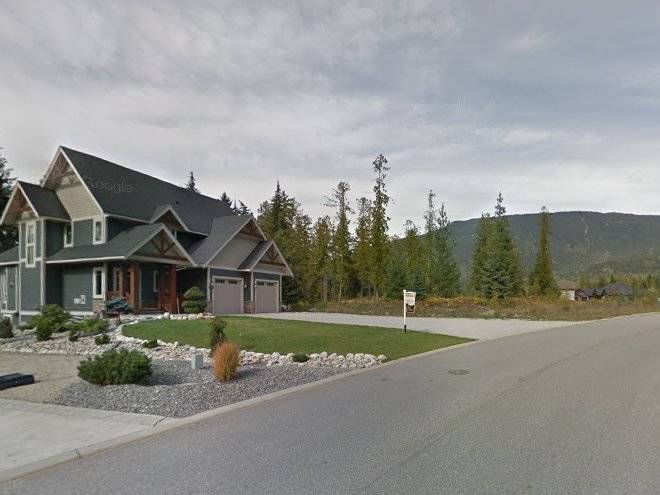 Crowbar lodge