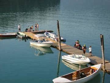 Kinbasket lake resort