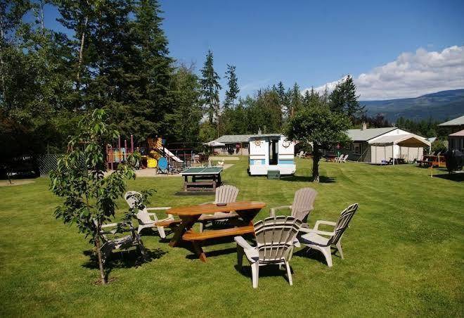 Shuswap lake motel and resort