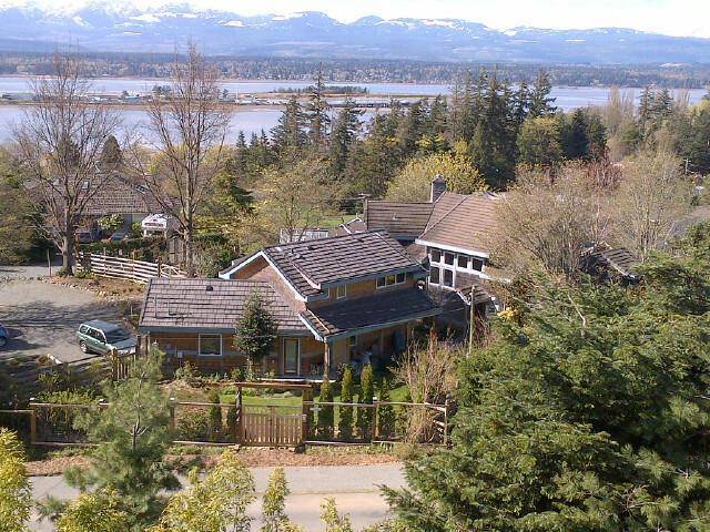 Mariner's lookout on comox bay